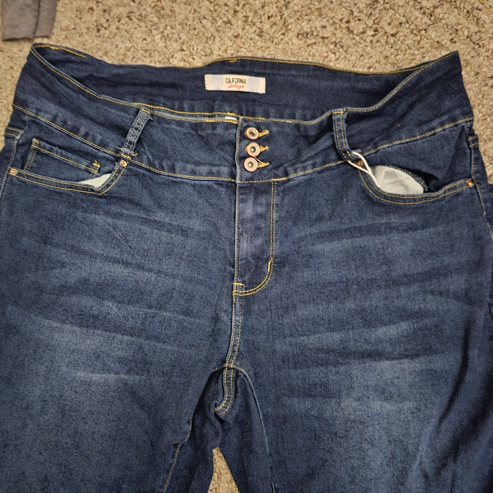 Women's High Rise Dark Blue Jeans